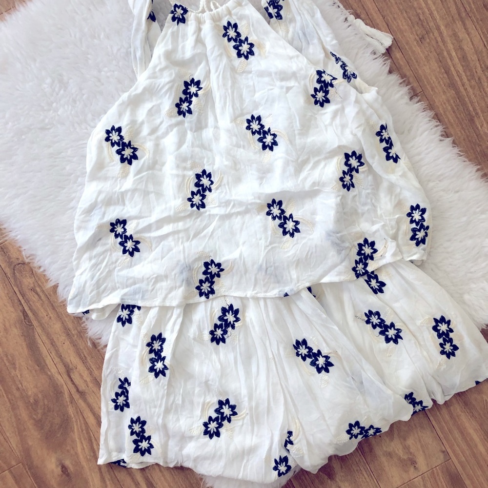 Sadie & Sage Floral Romper